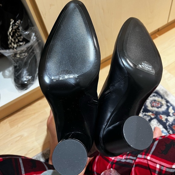 NWT Short Black Booties - Picture 5 of 6